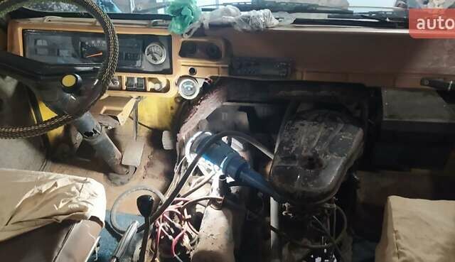 Жовтий РАФ 2203, об'ємом двигуна 0 л та пробігом 200 тис. км за 1000 $, фото 5 на Automoto.ua