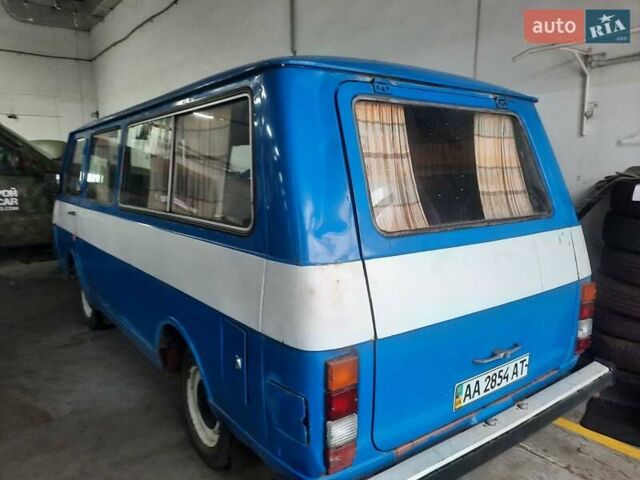 Синій РАФ 2203, об'ємом двигуна 2.45 л та пробігом 79 тис. км за 800 $, фото 2 на Automoto.ua