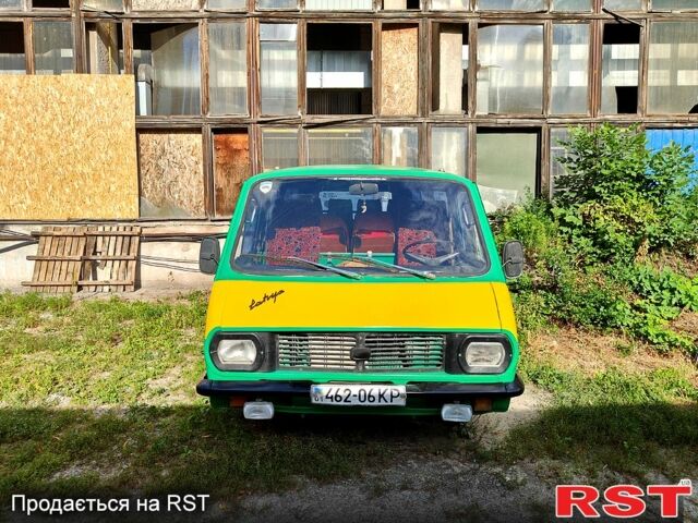Зелений РАФ 2203, об'ємом двигуна 2.4 л та пробігом 0 тис. км за 1230 $, фото 3 на Automoto.ua