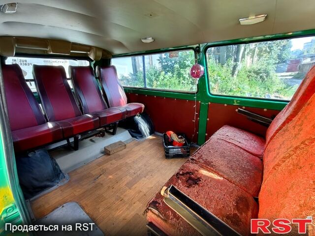 Зелений РАФ 2203, об'ємом двигуна 2.4 л та пробігом 0 тис. км за 1230 $, фото 2 на Automoto.ua