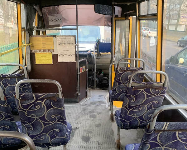 РУТА 19 2008 у Львові на Automoto.ua Жовтий РУТА 19, об'ємом двигуна 0 л та пробігом 5 тис. км за 3000 $, фото 3 на Automoto.ua