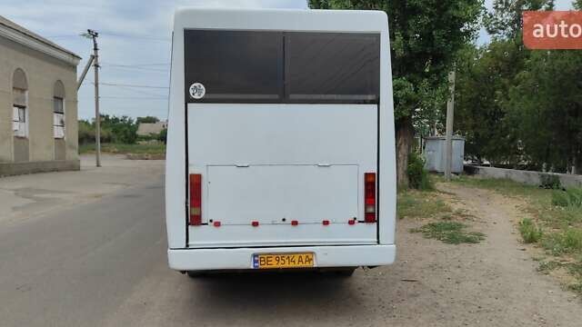 Белый РУТА 20, объемом двигателя 2.5 л и пробегом 380 тыс. км за 3800 $, фото 3 на Automoto.ua