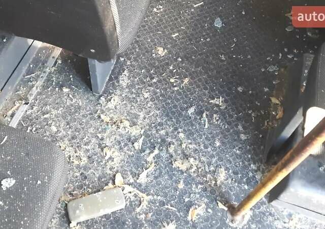 Зеленый РУТА А0483, объемом двигателя 2.46 л и пробегом 600 тыс. км за 800 $, фото 16 на Automoto.ua