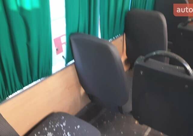 Зелений РУТА А0483, об'ємом двигуна 2.46 л та пробігом 600 тис. км за 800 $, фото 9 на Automoto.ua