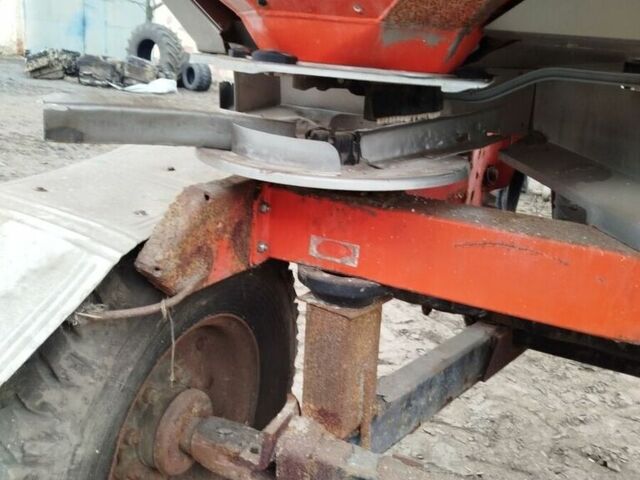 Красный Rauch Axis, объемом двигателя 0 л и пробегом 0 тыс. км за 81394 $, фото 3 на Automoto.ua