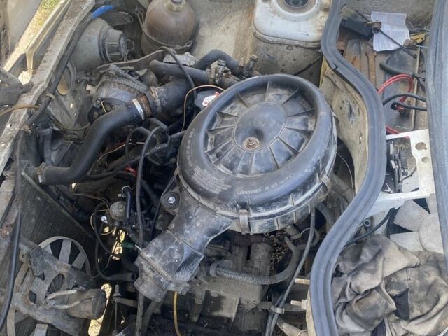 Білий Рено 10, об'ємом двигуна 1.6 л та пробігом 3 тис. км за 542 $, фото 2 на Automoto.ua