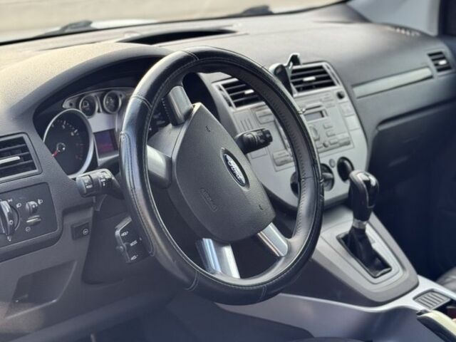 Белый Рено 10, объемом двигателя 2.5 л и пробегом 225 тыс. км за 8800 $, фото 10 на Automoto.ua