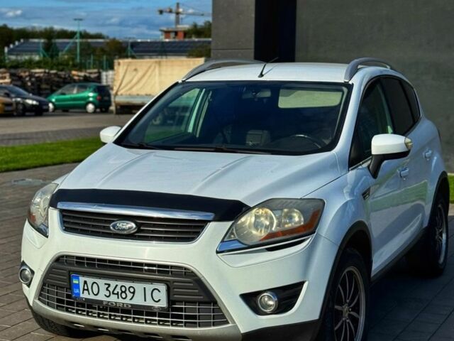 Белый Рено 10, объемом двигателя 2.5 л и пробегом 225 тыс. км за 8800 $, фото 2 на Automoto.ua