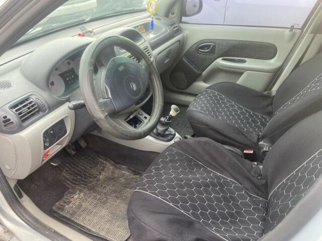 Сірий Рено 10, об'ємом двигуна 0 л та пробігом 505 тис. км за 1421 $, фото 2 на Automoto.ua