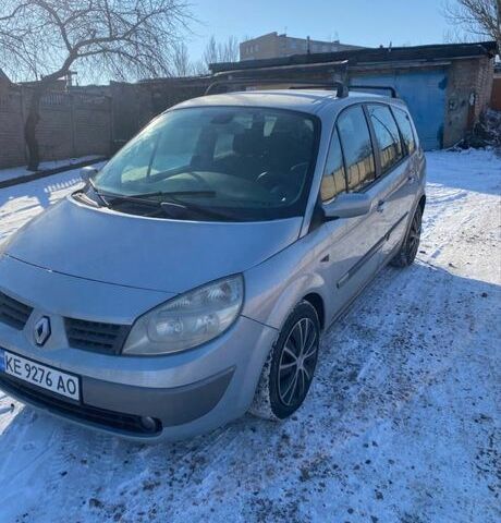 Серый Рено 10, объемом двигателя 1.9 л и пробегом 350 тыс. км за 4000 $, фото 1 на Automoto.ua