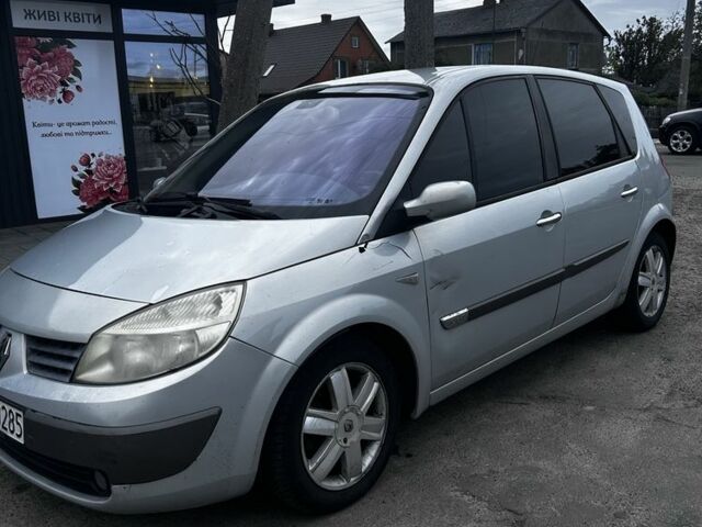 Серый Рено 10, объемом двигателя 1.9 л и пробегом 2 тыс. км за 1900 $, фото 4 на Automoto.ua