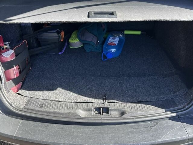 Серый Рено 10, объемом двигателя 1.4 л и пробегом 254 тыс. км за 5500 $, фото 4 на Automoto.ua