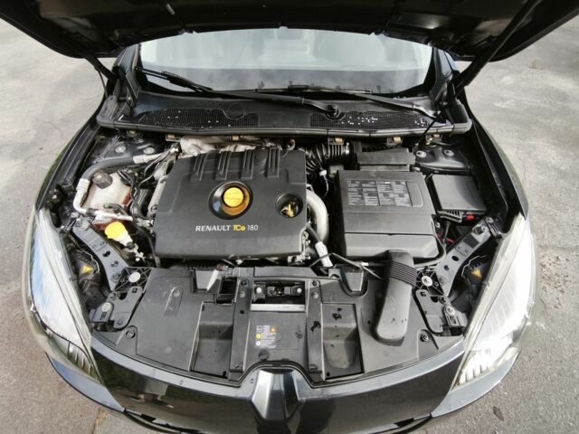 Сірий Рено 10, об'ємом двигуна 2 л та пробігом 126 тис. км за 8750 $, фото 6 на Automoto.ua