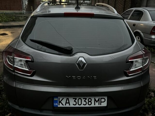 Серый Рено 10, объемом двигателя 1.6 л и пробегом 3 тыс. км за 7500 $, фото 1 на Automoto.ua