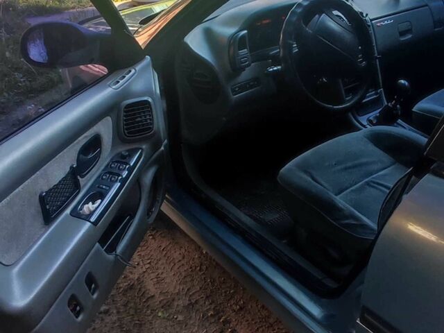 Синий Рено 10, объемом двигателя 1.6 л и пробегом 2 тыс. км за 1900 $, фото 1 на Automoto.ua