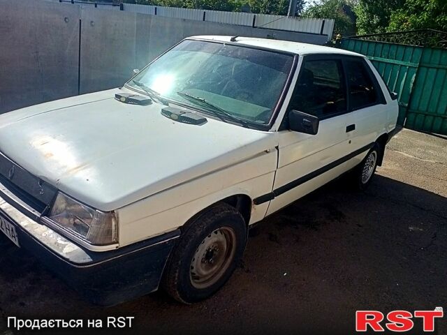 Рено 11 1987 в Згуровке на Automoto.ua Белый Рено 11, объемом двигателя 1.4 л и пробегом 250 тыс. км за 800 $, фото 1 на Automoto.ua