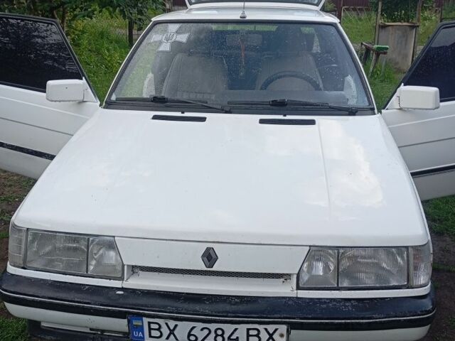 Білий Рено 11, об'ємом двигуна 1.4 л та пробігом 1 тис. км за 784 $, фото 3 на Automoto.ua
