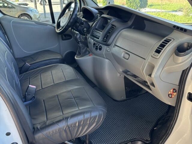 Белый Рено 11, объемом двигателя 2 л и пробегом 315 тыс. км за 7550 $, фото 6 на Automoto.ua