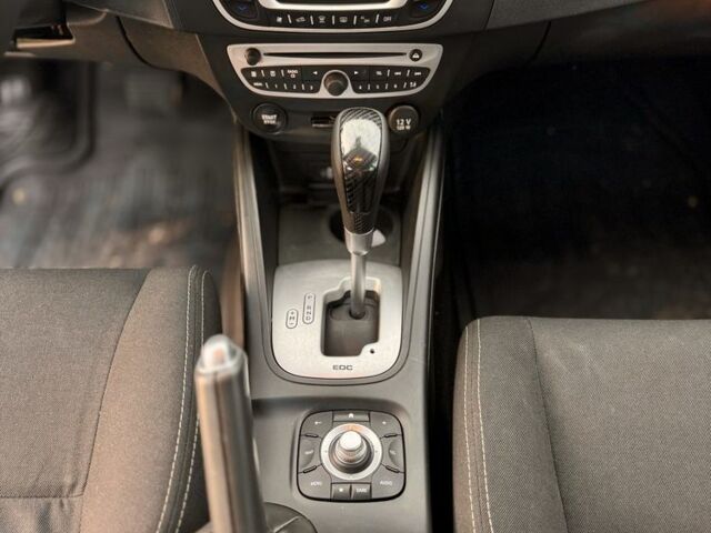 Черный Рено 11, объемом двигателя 1.5 л и пробегом 280 тыс. км за 6999 $, фото 22 на Automoto.ua