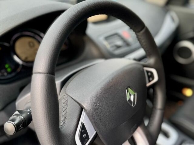 Черный Рено 11, объемом двигателя 1.5 л и пробегом 280 тыс. км за 6999 $, фото 21 на Automoto.ua