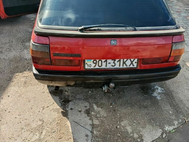 Червоний Рено 11, об'ємом двигуна 0 л та пробігом 333 тис. км за 486 $, фото 3 на Automoto.ua