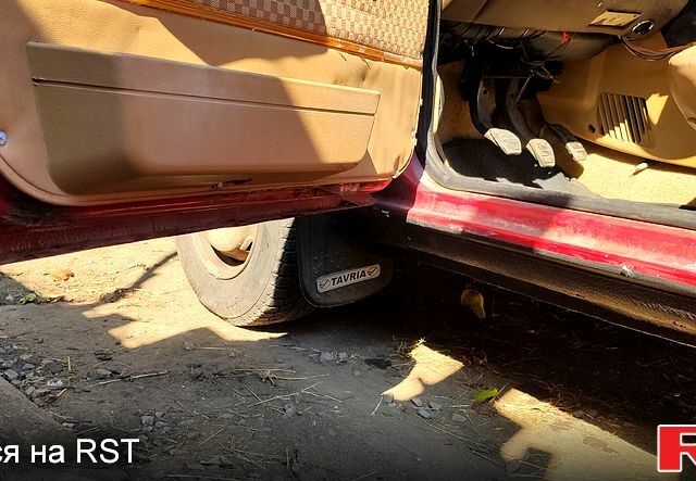 Червоний Рено 11, об'ємом двигуна 1.7 л та пробігом 350 тис. км за 1200 $, фото 1 на Automoto.ua