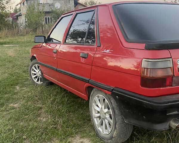 Красный Рено 11, объемом двигателя 0 л и пробегом 125 тыс. км за 950 $, фото 7 на Automoto.ua