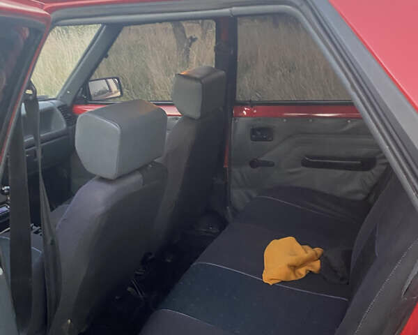 Красный Рено 11, объемом двигателя 0 л и пробегом 125 тыс. км за 950 $, фото 9 на Automoto.ua