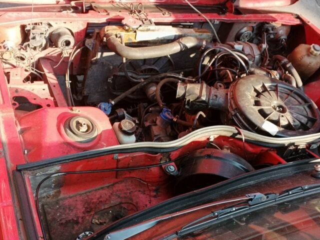 Красный Рено 11, объемом двигателя 1 л и пробегом 131 тыс. км за 192 $, фото 7 на Automoto.ua