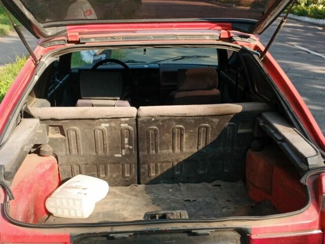 Красный Рено 11, объемом двигателя 1 л и пробегом 131 тыс. км за 192 $, фото 5 на Automoto.ua