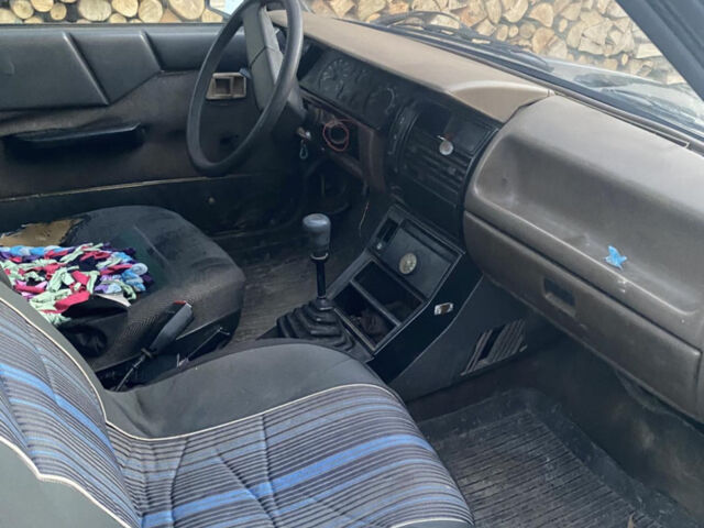 Сірий Рено 11, об'ємом двигуна 1.6 л та пробігом 300 тис. км за 500 $, фото 3 на Automoto.ua