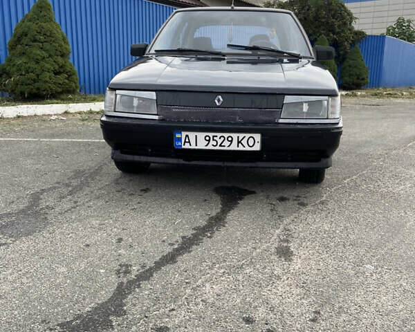 Сірий Рено 11, об'ємом двигуна 1.39 л та пробігом 200 тис. км за 999 $, фото 1 на Automoto.ua