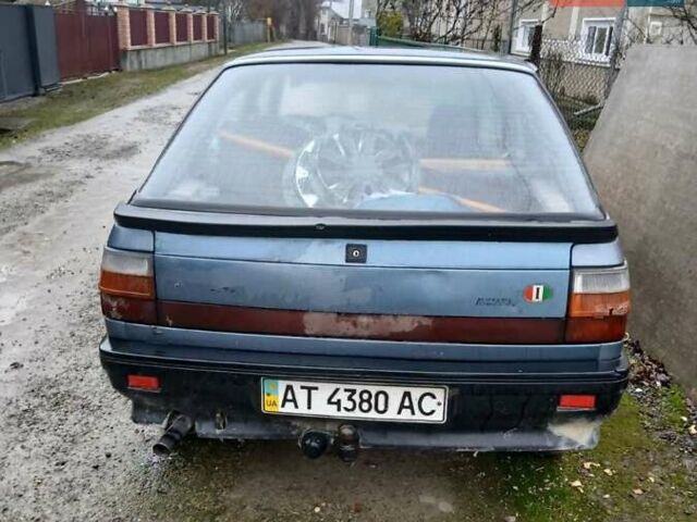 Серый Рено 11, объемом двигателя 1.2 л и пробегом 255 тыс. км за 344 $, фото 1 на Automoto.ua