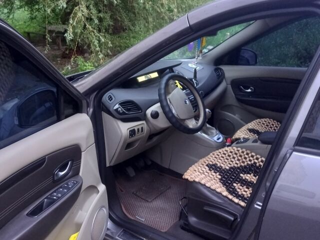 Серый Рено 11, объемом двигателя 1.5 л и пробегом 260 тыс. км за 7600 $, фото 4 на Automoto.ua