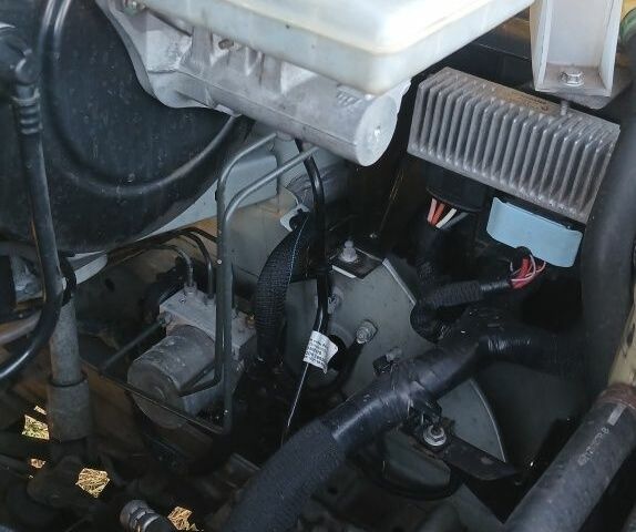 Білий Рено 12, об'ємом двигуна 2.3 л та пробігом 420 тис. км за 9500 $, фото 4 на Automoto.ua