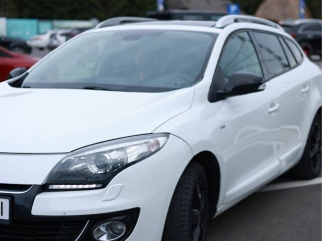 Белый Рено 12, объемом двигателя 1.5 л и пробегом 315 тыс. км за 8700 $, фото 5 на Automoto.ua