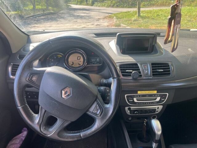 Белый Рено 12, объемом двигателя 1.5 л и пробегом 256 тыс. км за 7000 $, фото 8 на Automoto.ua