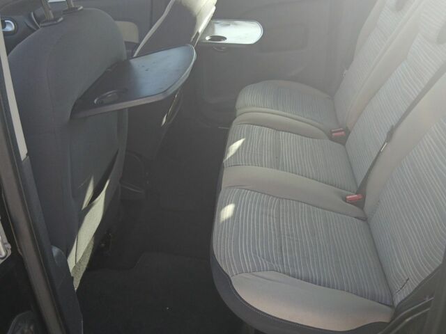 Черный Рено 12, объемом двигателя 1.5 л и пробегом 230 тыс. км за 8500 $, фото 5 на Automoto.ua