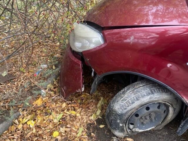 Красный Рено 12, объемом двигателя 1.4 л и пробегом 3 тыс. км за 1200 $, фото 4 на Automoto.ua