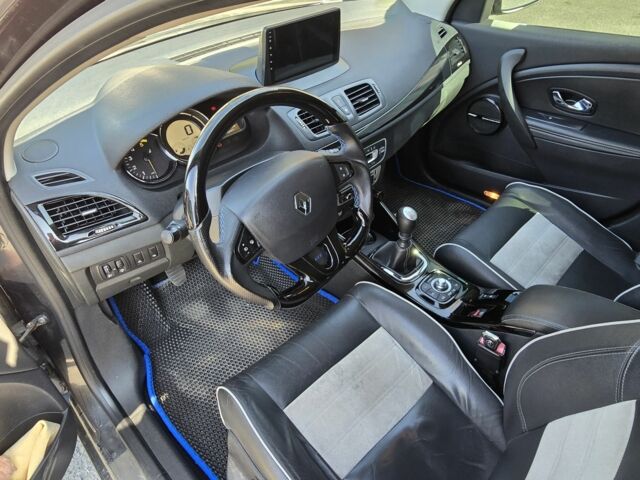 Серый Рено 12, объемом двигателя 1.5 л и пробегом 261 тыс. км за 9300 $, фото 8 на Automoto.ua