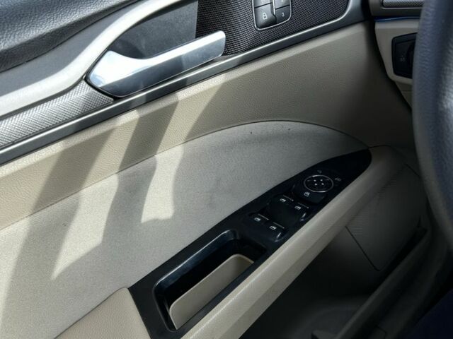 Білий Рено 15, об'ємом двигуна 2.5 л та пробігом 116 тис. км за 10500 $, фото 8 на Automoto.ua