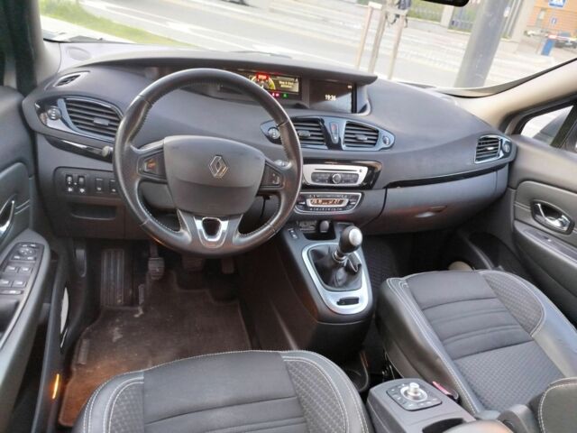Серый Рено 16, объемом двигателя 1.6 л и пробегом 250 тыс. км за 9000 $, фото 5 на Automoto.ua