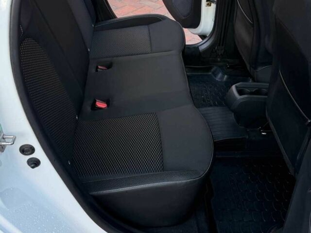 Белый Рено 18, объемом двигателя 1.5 л и пробегом 101 тыс. км за 16300 $, фото 8 на Automoto.ua