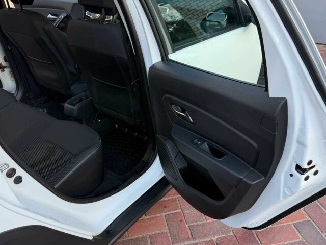 Белый Рено 18, объемом двигателя 1.5 л и пробегом 101 тыс. км за 16300 $, фото 3 на Automoto.ua