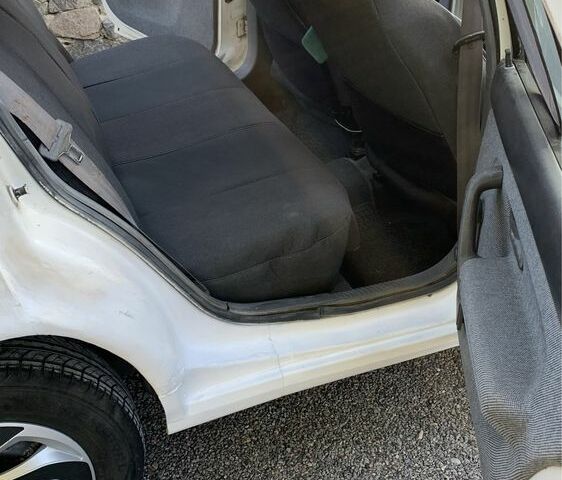 Білий Рено 19, об'ємом двигуна 1.4 л та пробігом 440 тис. км за 1000 $, фото 9 на Automoto.ua