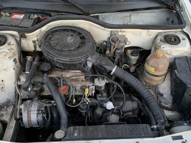 Білий Рено 19, об'ємом двигуна 1.4 л та пробігом 440 тис. км за 1000 $, фото 6 на Automoto.ua