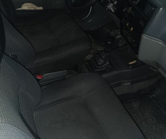 Белый Рено 19, объемом двигателя 1.4 л и пробегом 346 тыс. км за 1400 $, фото 2 на Automoto.ua