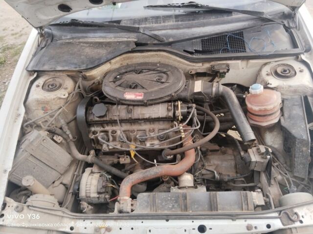 Білий Рено 19, об'ємом двигуна 0 л та пробігом 380 тис. км за 677 $, фото 8 на Automoto.ua