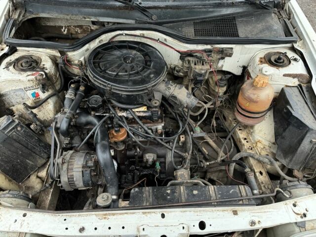 Білий Рено 19, об'ємом двигуна 0 л та пробігом 87 тис. км за 600 $, фото 1 на Automoto.ua