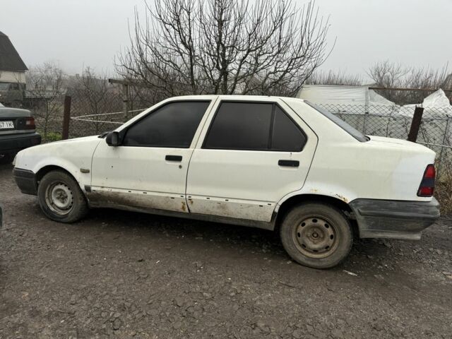 Білий Рено 19, об'ємом двигуна 0 л та пробігом 87 тис. км за 600 $, фото 4 на Automoto.ua